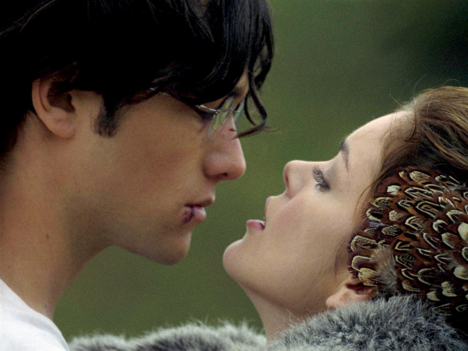Joseph Gordon-Levitt, Nora Zehetner