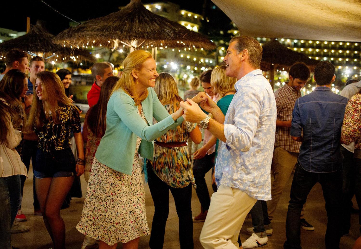 Pierce Brosnan, Toni Collette