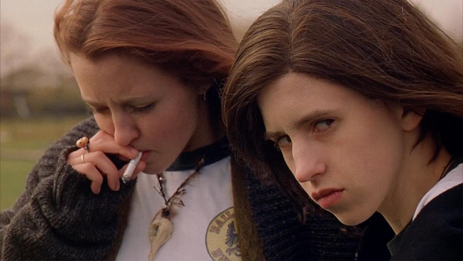 Emily Perkins, Katharine Isabelle
