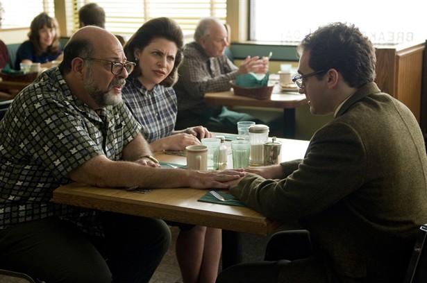 Fred Melamed,Michael Stuhlbarg