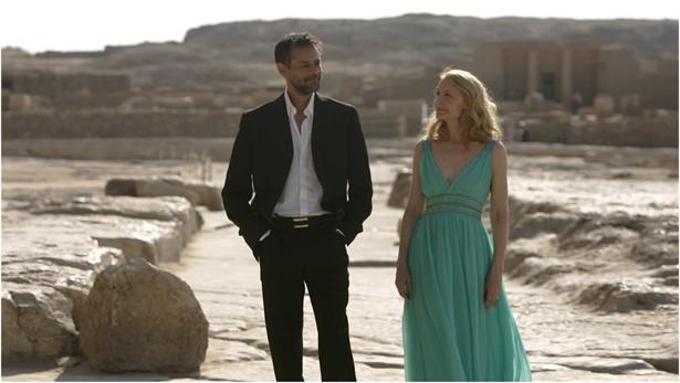 Alexander Siddig,Patricia Arquette