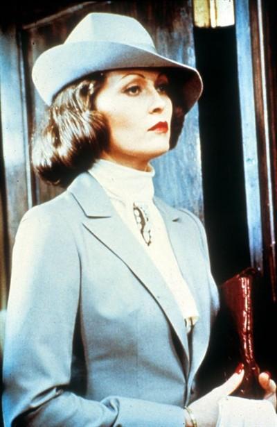 Faye Dunaway