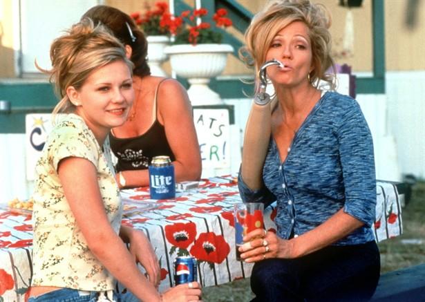 Ellen Barkin,Kirsten Dunst