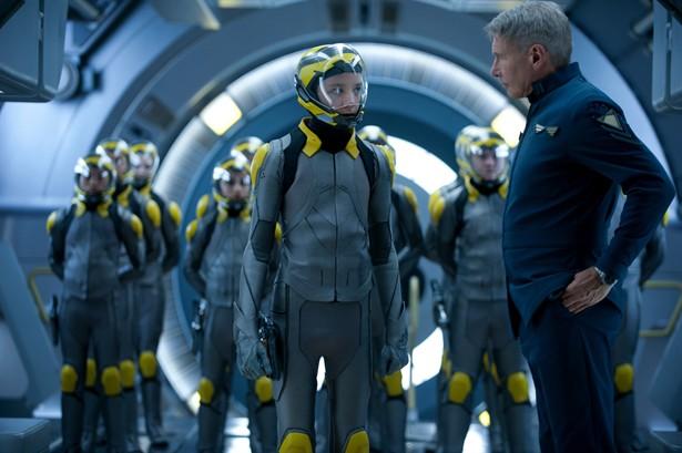 Asa Butterfield,Harrison Ford