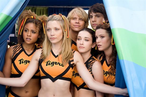 Eric Christian Olsen,Margo Harshman,Sarah Roemer
