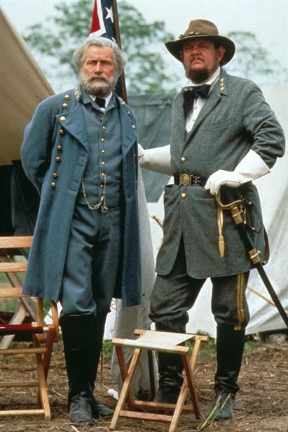 Martin Sheen,Tom Berenger