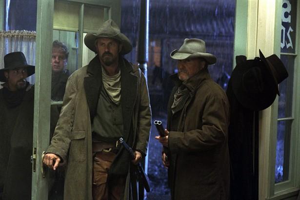 Kevin Costner,Robert Duvall
