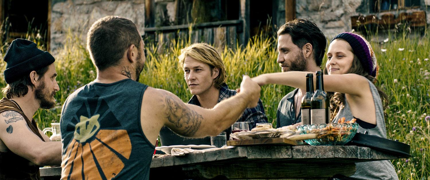 Édgar Ramírez, Teresa Palmer, Luke Bracey