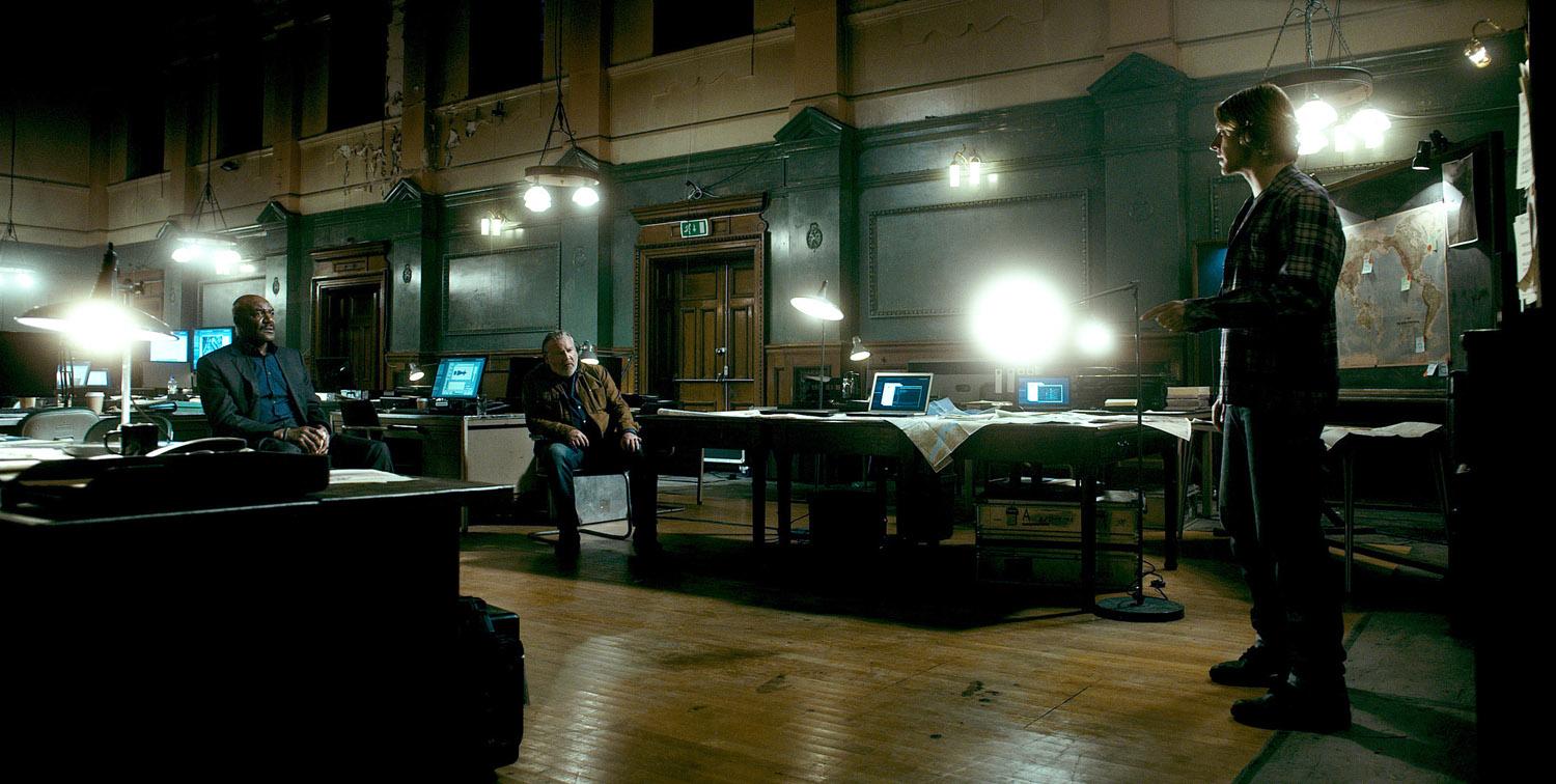 Delroy Lindo, Ray Winstone, Luke Bracey