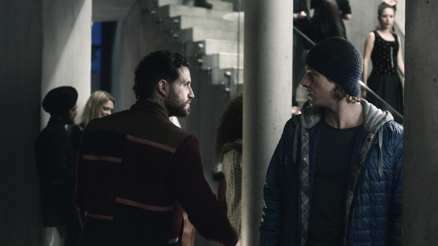 Édgar Ramírez, Luke Bracey