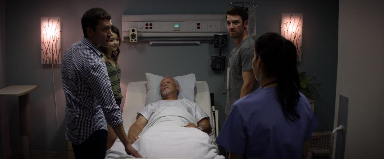 Sarah Hyland, Michael Weston