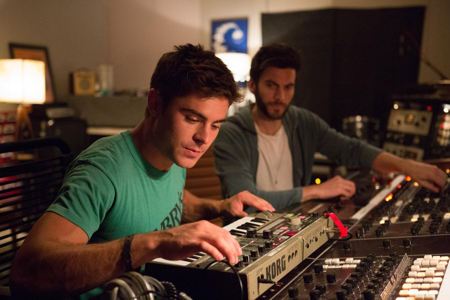 Zac Efron, Wes Bentley