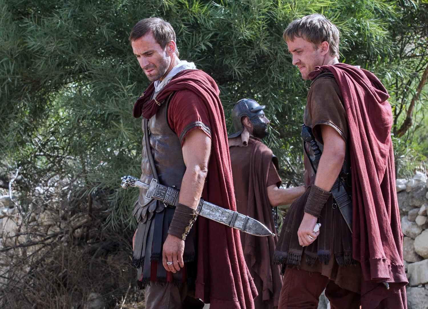 Joseph Fiennes, Tom Felton