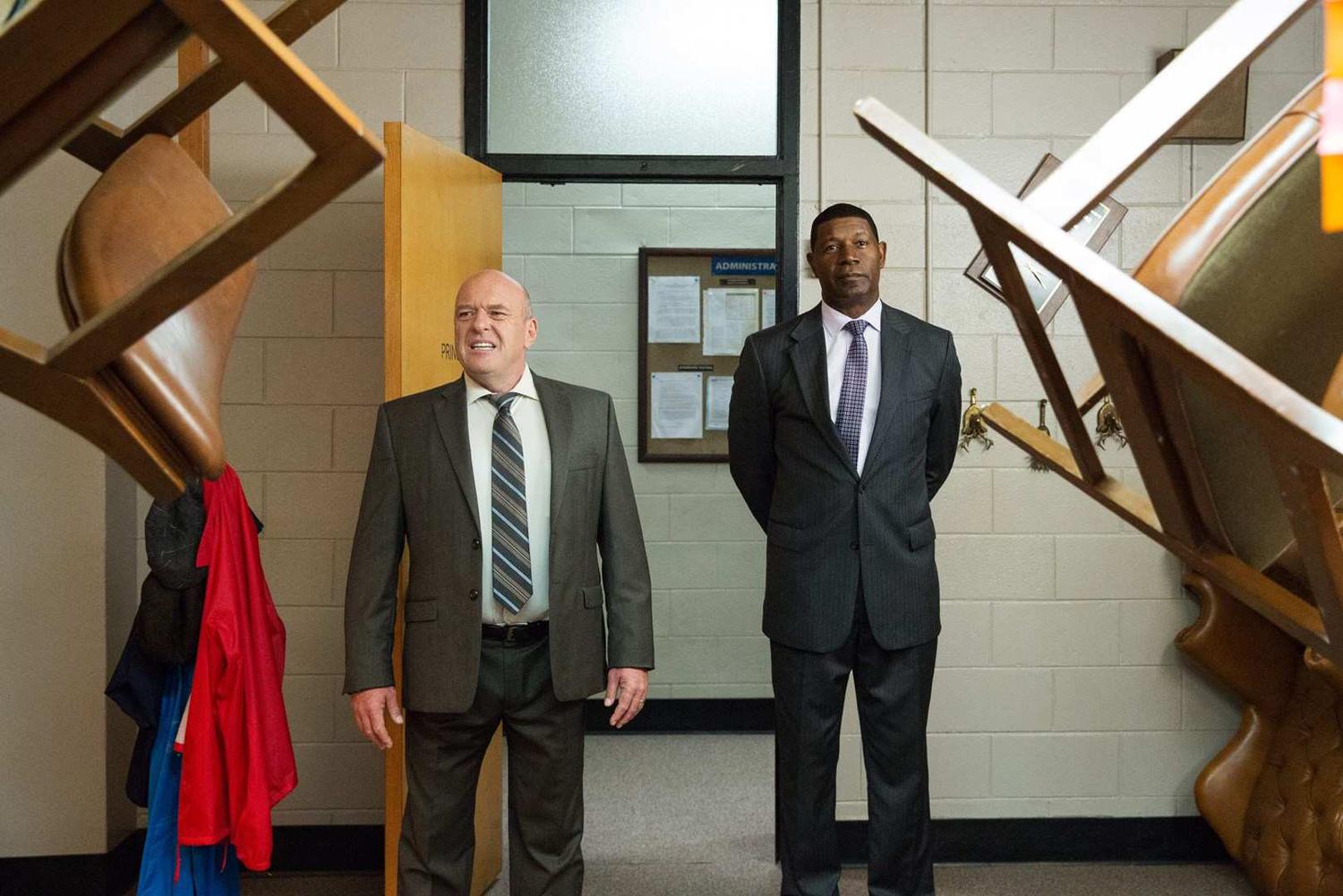 Dennis Haysbert