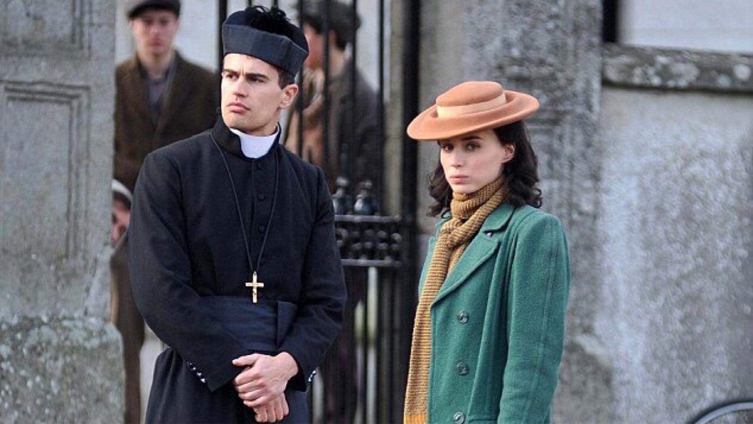 Rooney Mara, Theo James