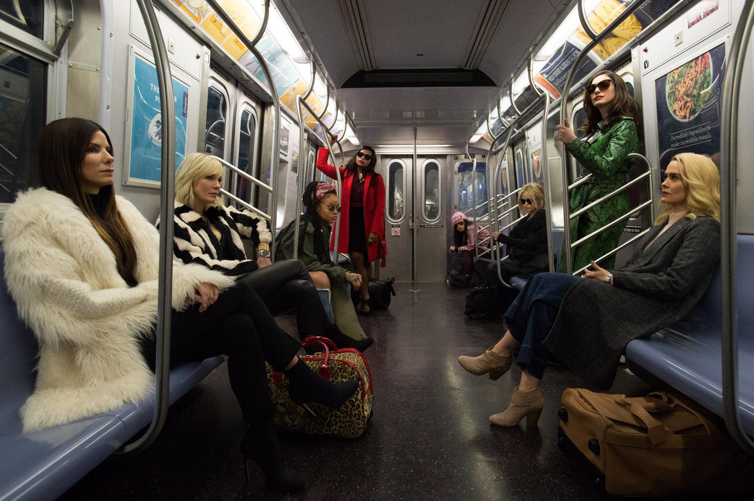 Sandra Bullock, Cate Blanchett, Anne Hathaway, Mindy Kaling, Sarah Paulson, Helena Bonham Carter