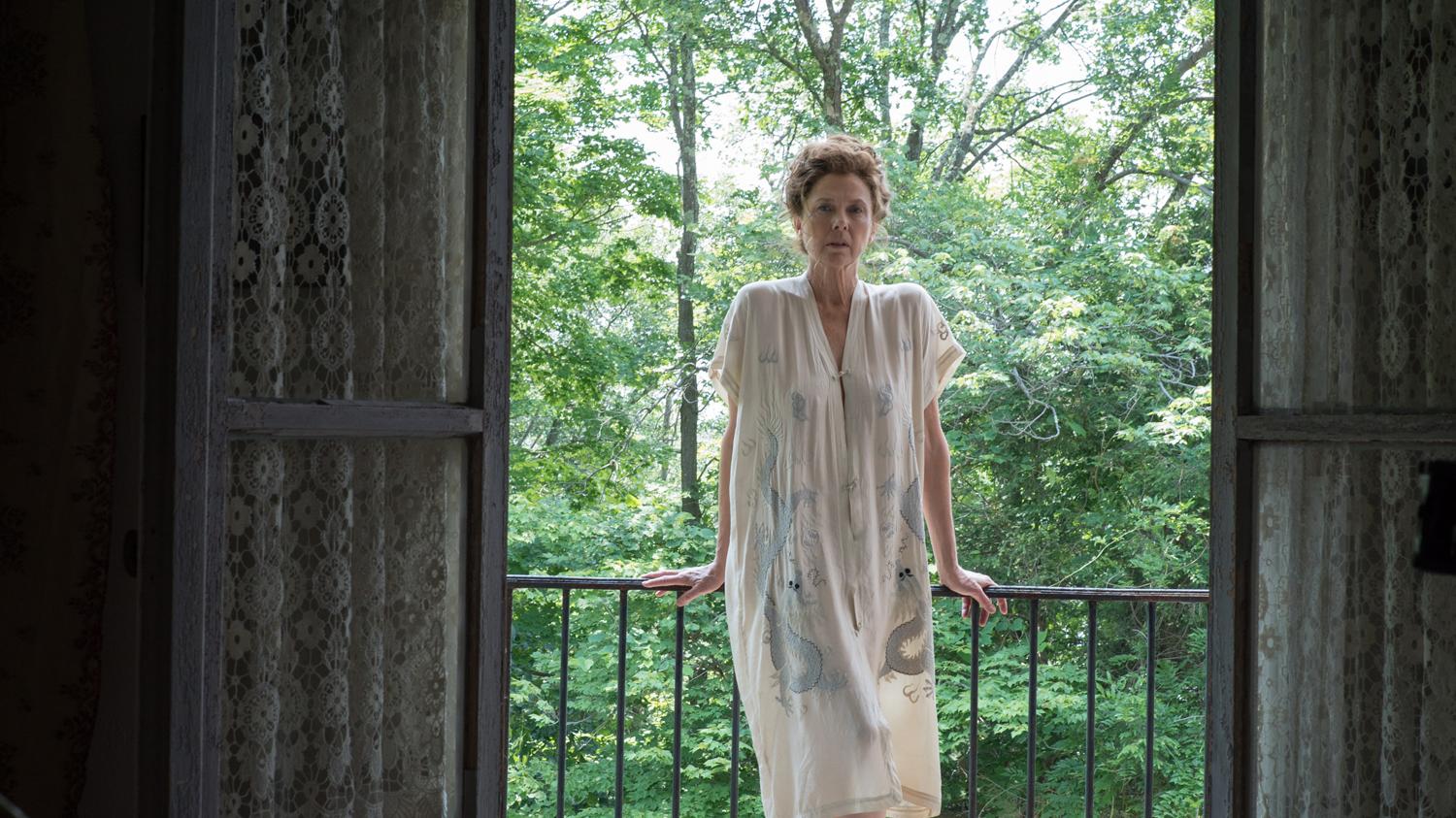 Annette Bening