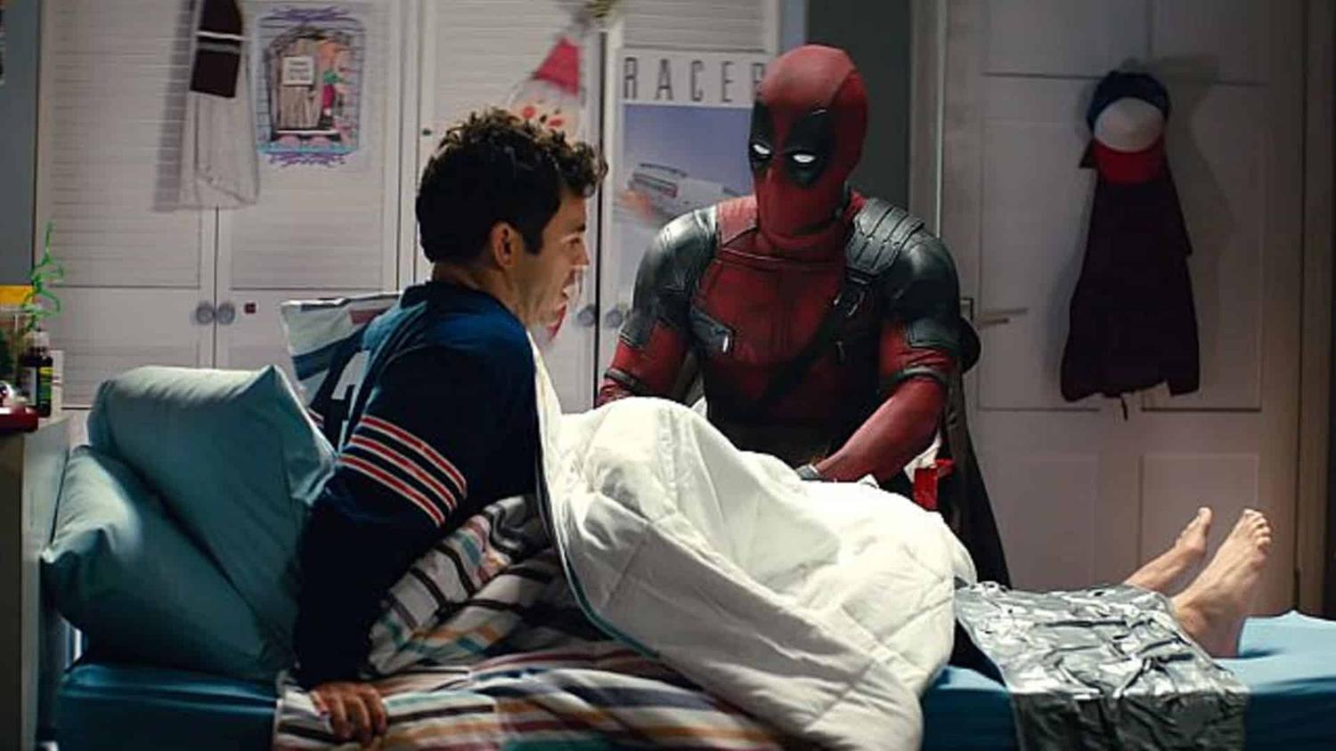 Fred Savage, Ryan Reynolds