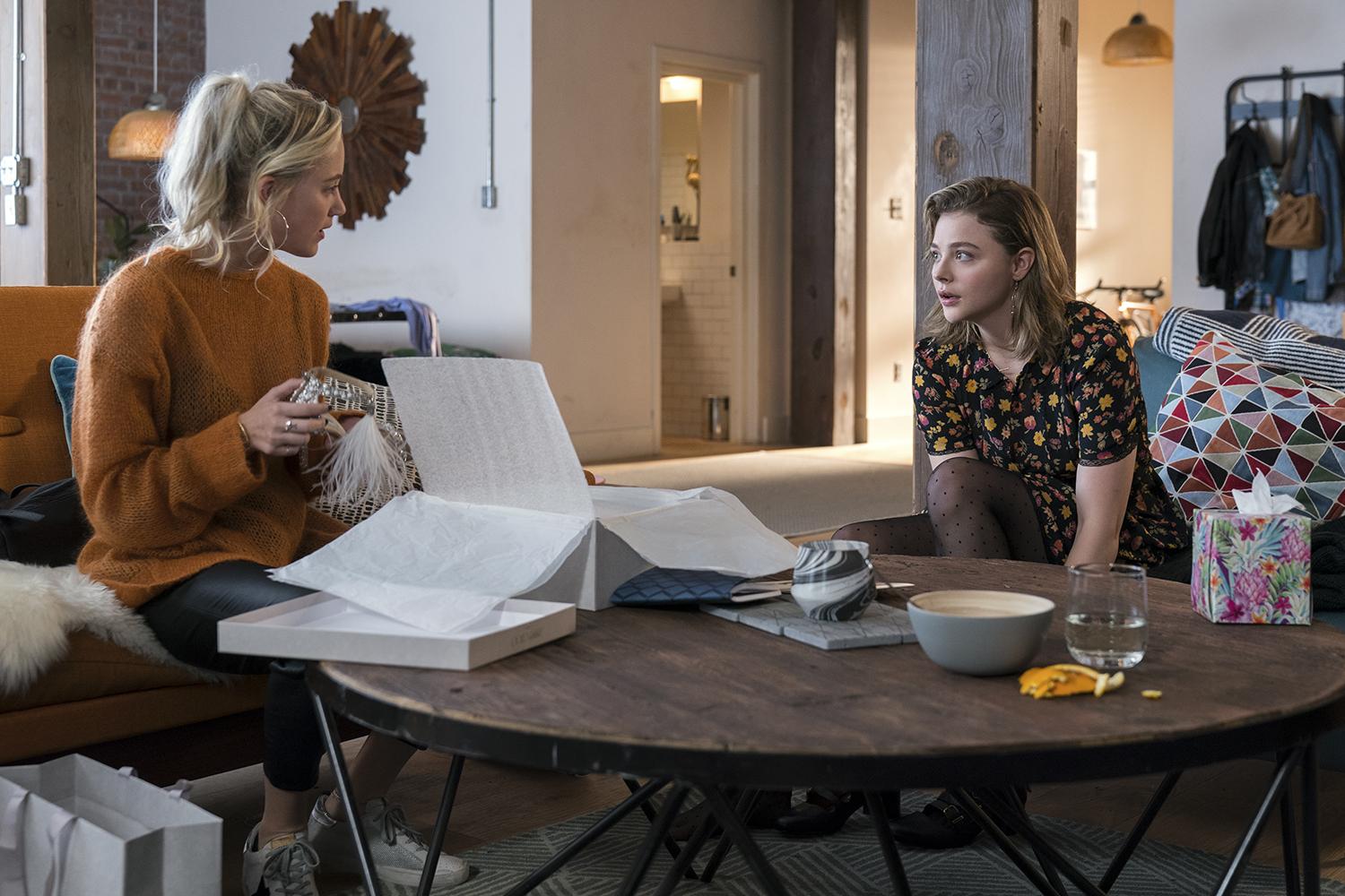 Maika Monroe, Chloe Grace Moretz