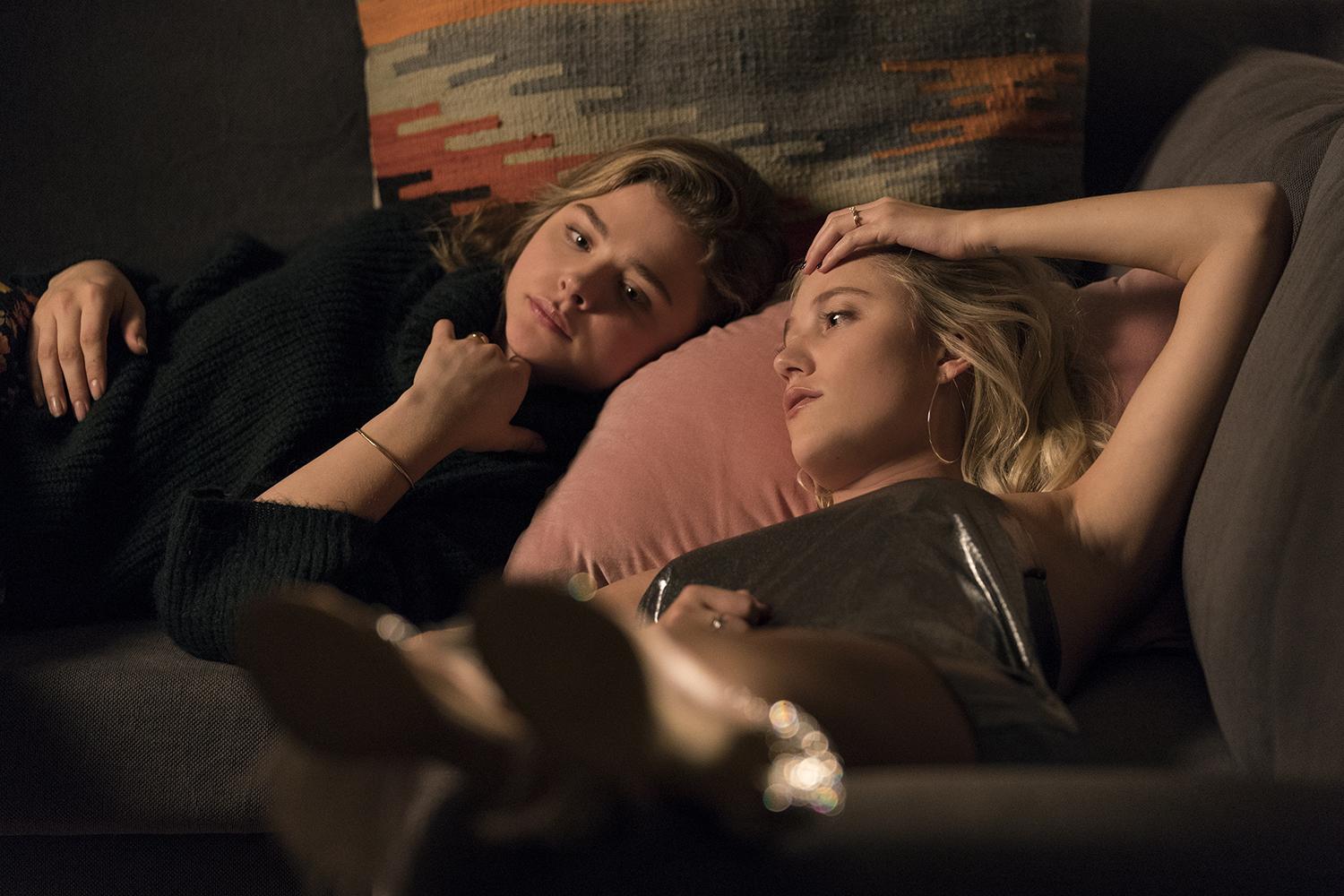 Chloe Grace Moretz, Maika Monroe