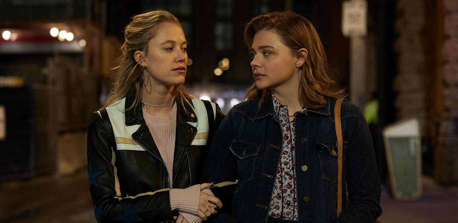Chloe Grace Moretz, Maika Monroe