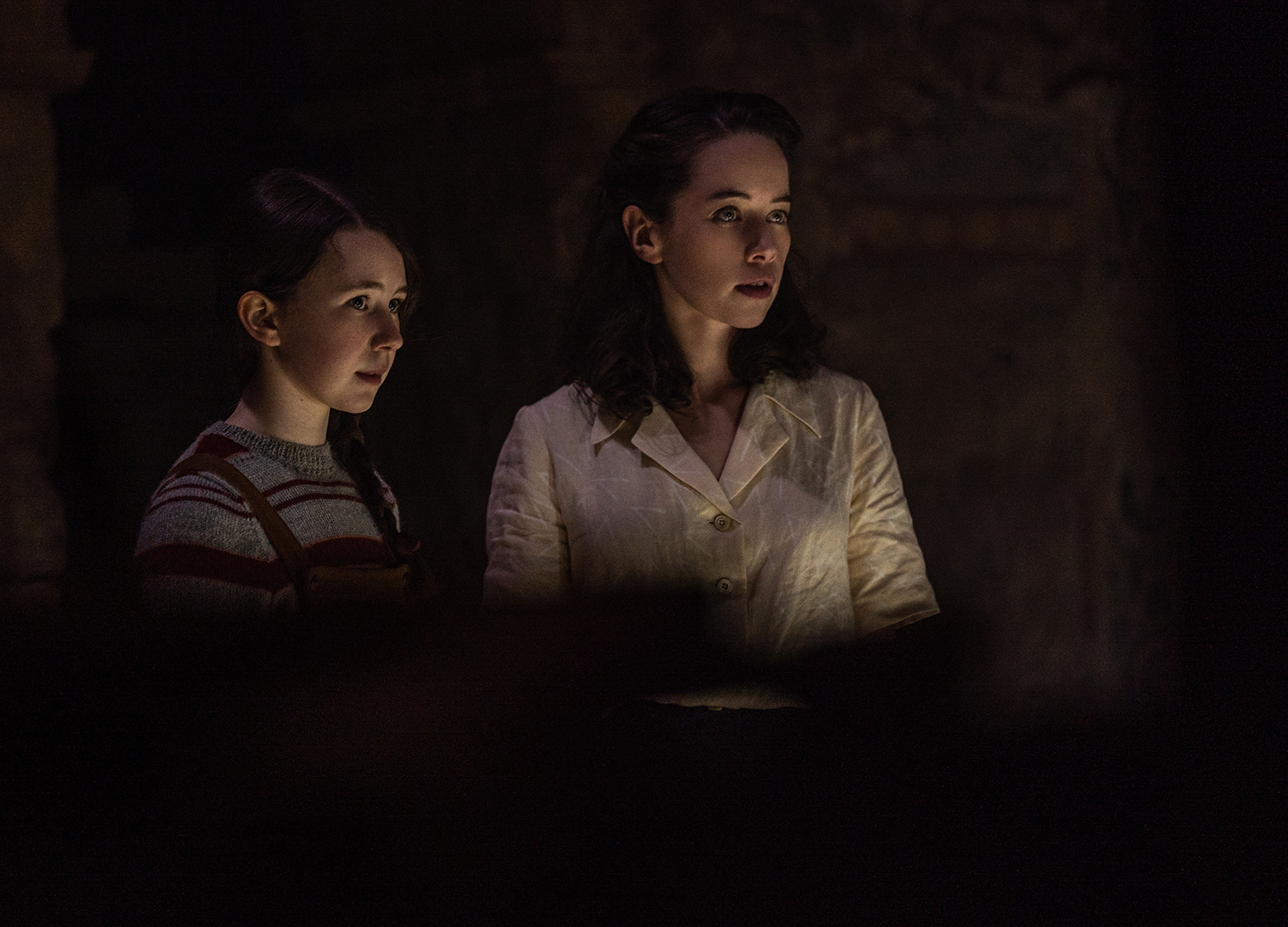 Anna Popplewell, Taissa Farmiga