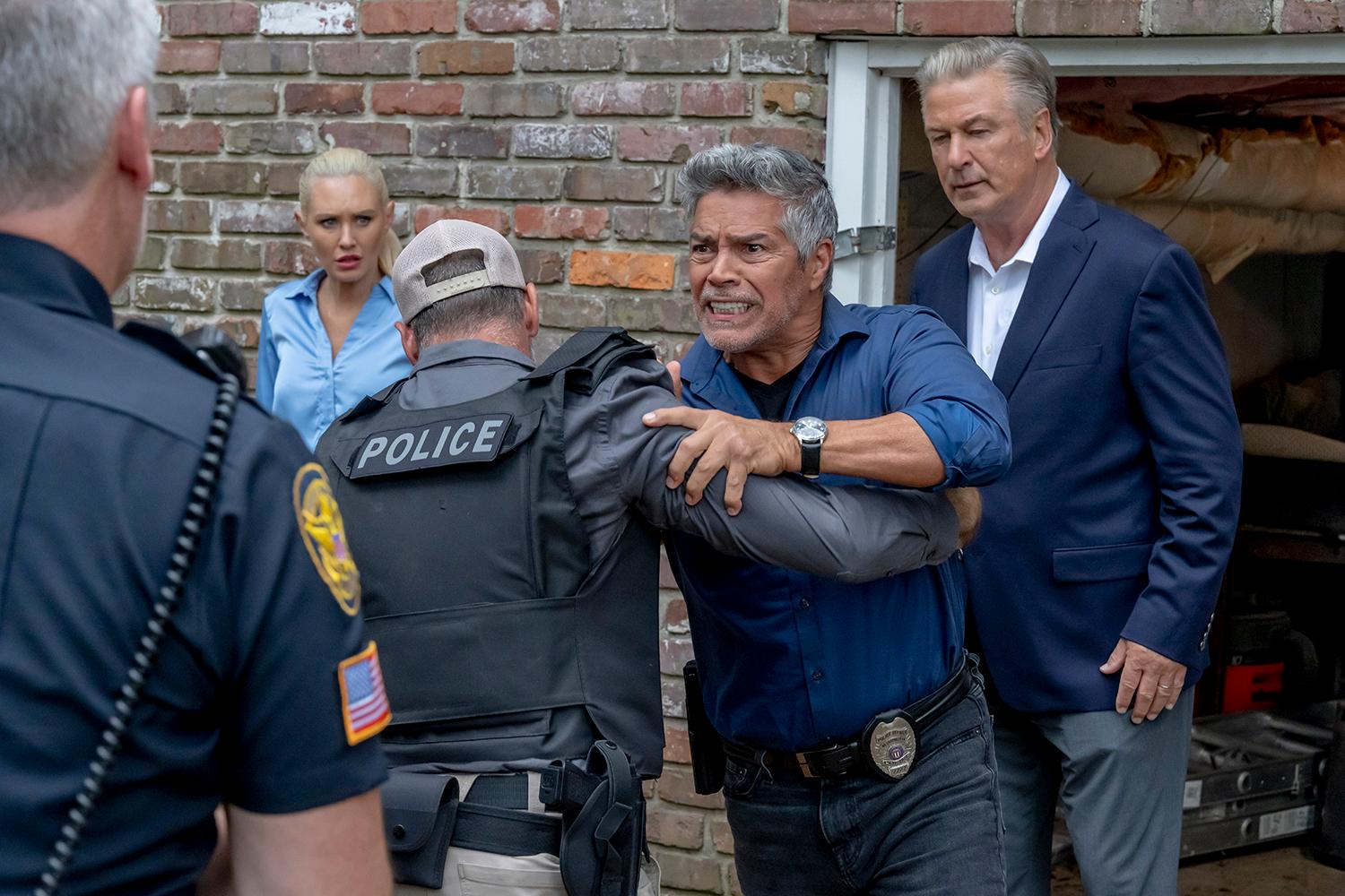 Alec Baldwin, Nicky Whelan